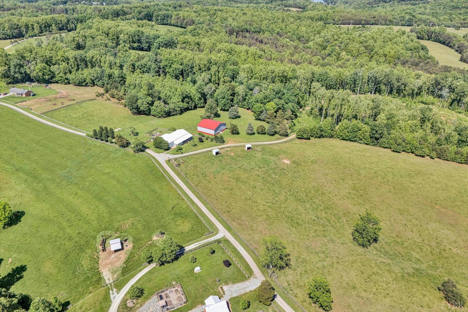 135 Holyfield Lane, Moneta, Virginia image 37