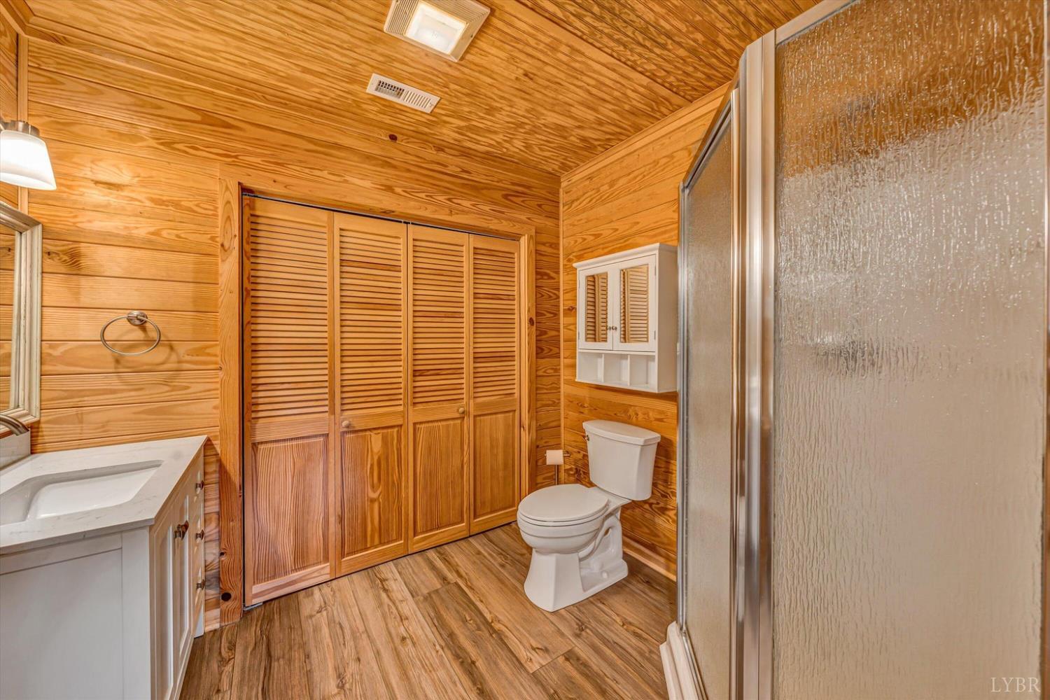 135 Holyfield Lane, Moneta, Virginia image 11