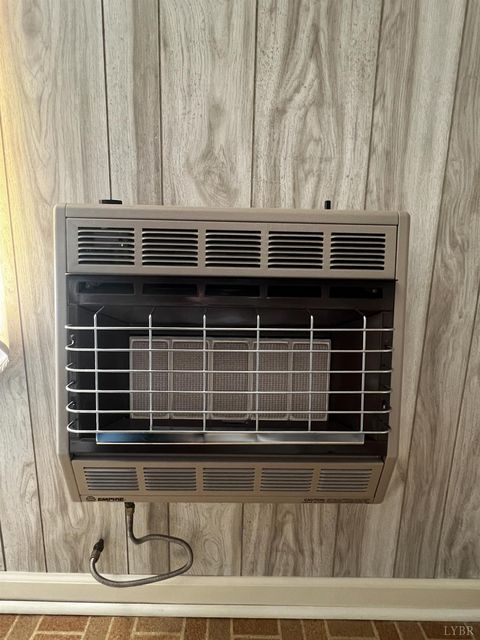 Tiny photo for 511 Darrell Lane, Hurt, VA 24563 (MLS # 364138)