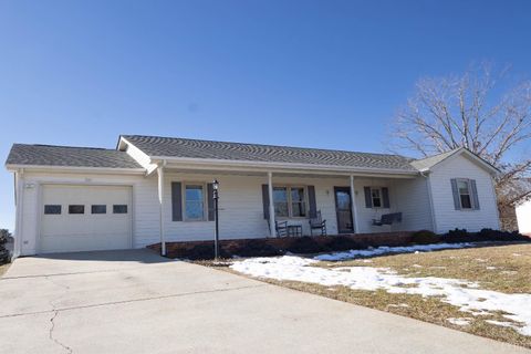 Tiny photo for 511 Darrell Lane, Hurt, VA 24563 (MLS # 364138)