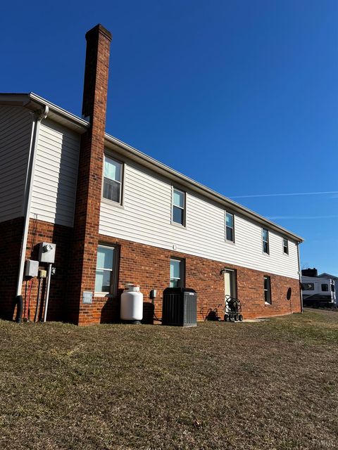 Tiny photo for 511 Darrell Lane, Hurt, VA 24563 (MLS # 364138)