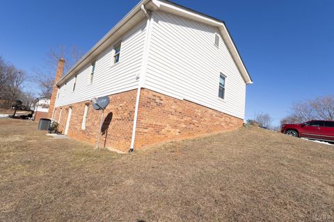 Tiny photo for 511 Darrell Lane, Hurt, VA 24563 (MLS # 364138)