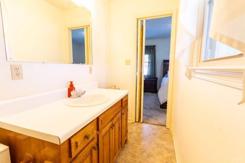 Tiny photo for 511 Darrell Lane, Hurt, VA 24563 (MLS # 364138)