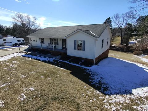 Tiny photo for 511 Darrell Lane, Hurt, VA 24563 (MLS # 364138)