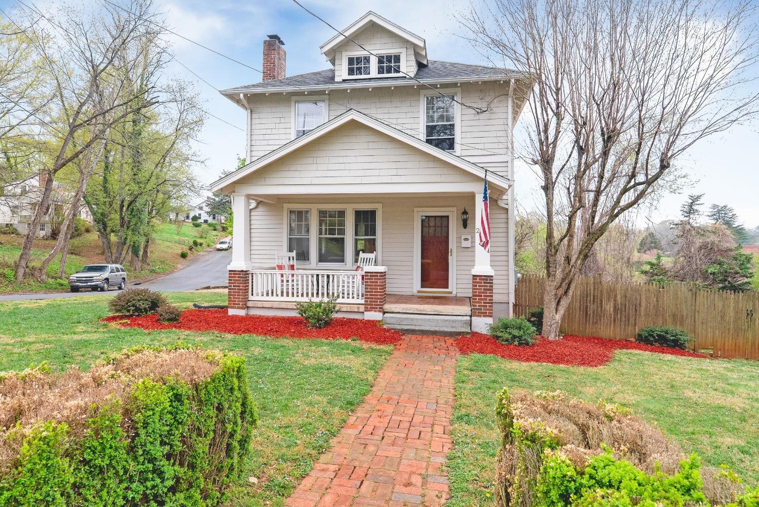 2607 Cedar Drive, Lynchburg, Virginia image 2