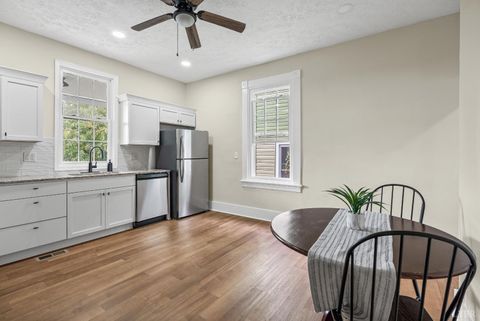Tiny photo for 859 Belmont Street, Lynchburg, VA 24504 (MLS # 362395)
