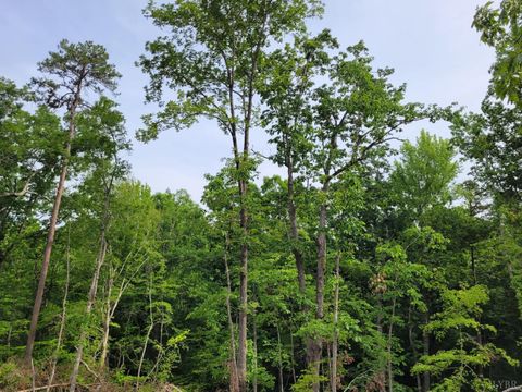 Tiny photo for 0 Totero Ct & Rosseechee Ct, Clarksville, VA 23927 (MLS # 359228)