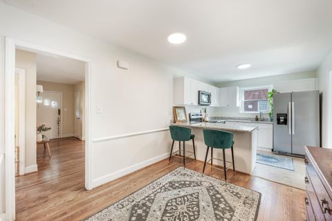 Tiny photo for 1531 Fairway Place, Lynchburg, VA 24503 (MLS # 364071)