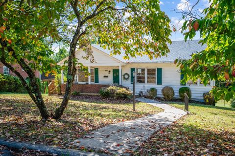 Photo of 1531 Fairway Place, Lynchburg, VA 24503 (MLS # 364071)
