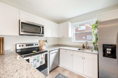 Tiny photo for 1531 Fairway Place, Lynchburg, VA 24503 (MLS # 364071)