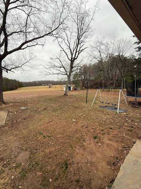 Tiny photo for 6218 Old Evergreen Road, Appomattox, VA 24522 (MLS # 364717)