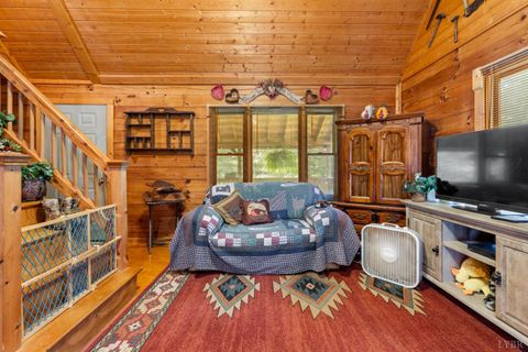 Tiny photo for 1239 Hummingbird Lane, Bedford, VA 24523 (MLS # 362180)