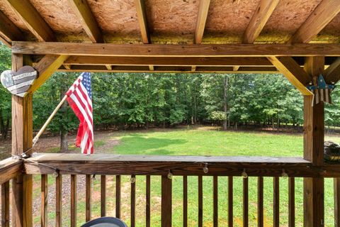 Tiny photo for 1239 Hummingbird Lane, Bedford, VA 24523 (MLS # 362180)