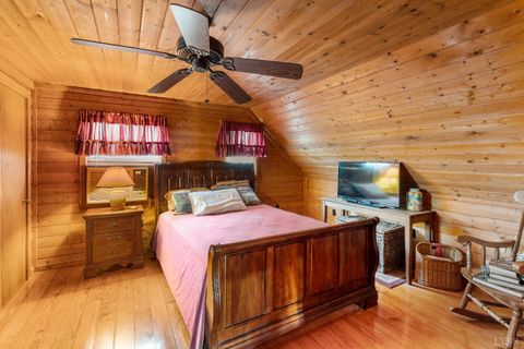 Tiny photo for 1239 Hummingbird Lane, Bedford, VA 24523 (MLS # 362180)