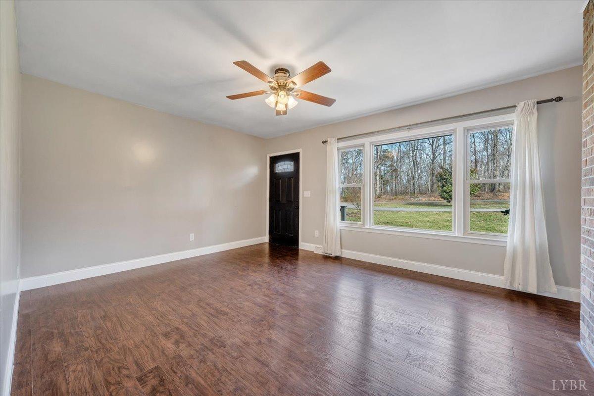 15981 Rockford School Road, Hurt, Virginia image 3