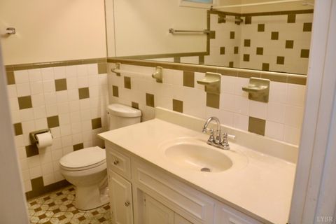 Tiny photo for 121 Gatlin St, Lynchburg, VA 24502 (MLS # 364621)