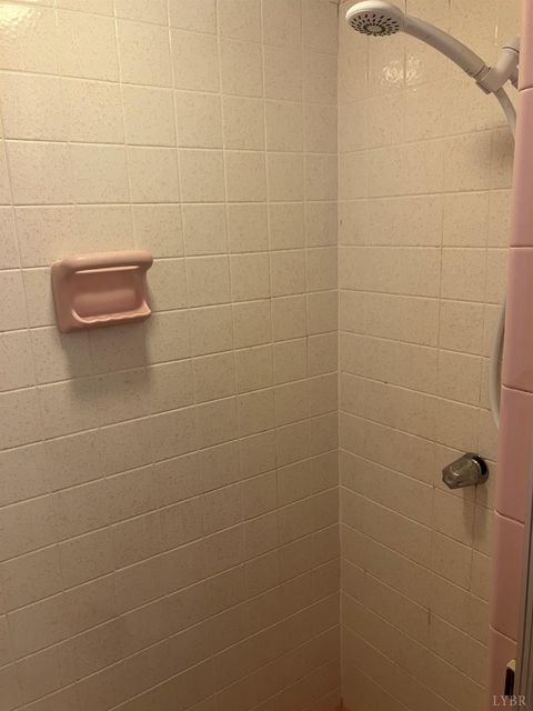 Tiny photo for 121 Gatlin St, Lynchburg, VA 24502 (MLS # 364621)