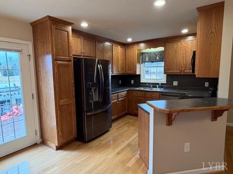 Tiny photo for 216 Avery Lane Ln, Appomattox, VA 24522 (MLS # 364003)