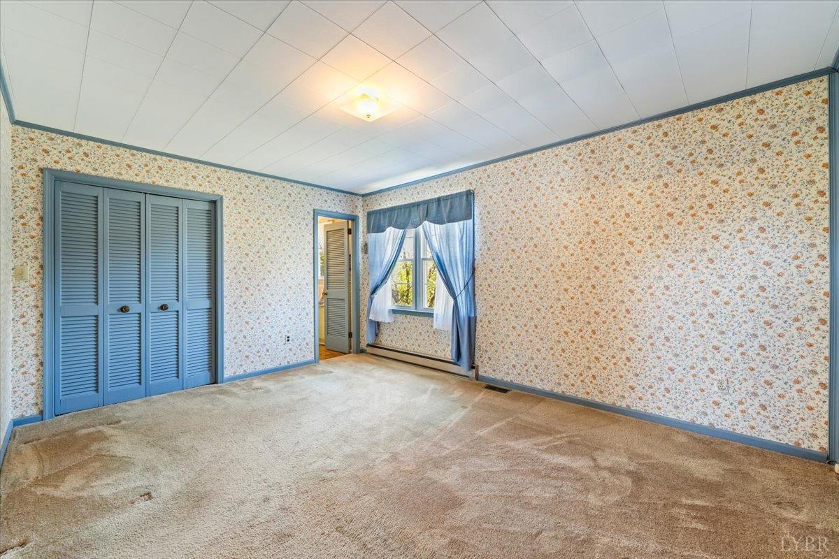 711 Leftwich Street, Gretna, Virginia image 16
