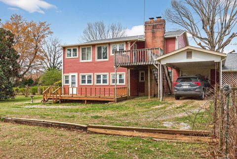 Tiny photo for 412 N Main Street, Gretna, VA 24557 (MLS # 365384)