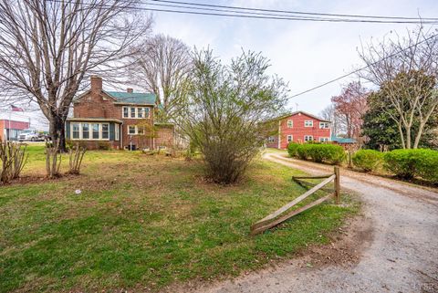 Tiny photo for 412 N Main Street, Gretna, VA 24557 (MLS # 365384)