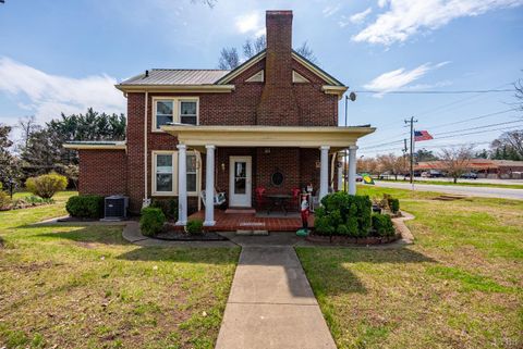 Tiny photo for 412 N Main Street, Gretna, VA 24557 (MLS # 365384)