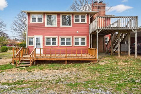 Tiny photo for 412 N Main Street, Gretna, VA 24557 (MLS # 365384)