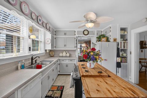 Tiny photo for 412 N Main Street, Gretna, VA 24557 (MLS # 365384)