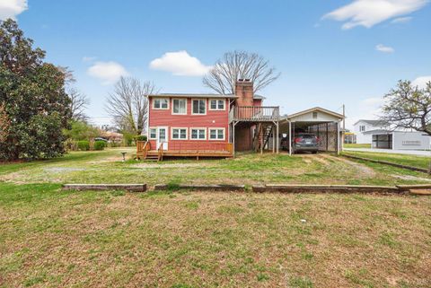 Tiny photo for 412 N Main Street, Gretna, VA 24557 (MLS # 365384)