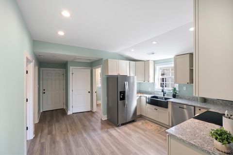 Tiny photo for 2518 Carter Street, Lynchburg, VA 24501 (MLS # 364100)