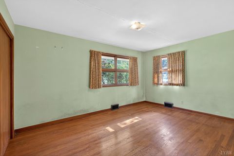 Tiny photo for 2134 Woodcrest Drive, Lynchburg, VA 24503 (MLS # 365839)