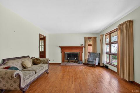 Tiny photo for 2134 Woodcrest Drive, Lynchburg, VA 24503 (MLS # 365839)