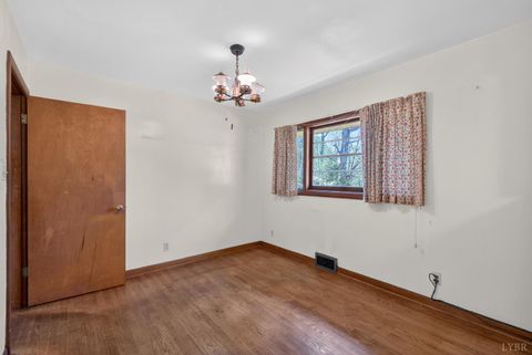 Tiny photo for 2134 Woodcrest Drive, Lynchburg, VA 24503 (MLS # 365839)