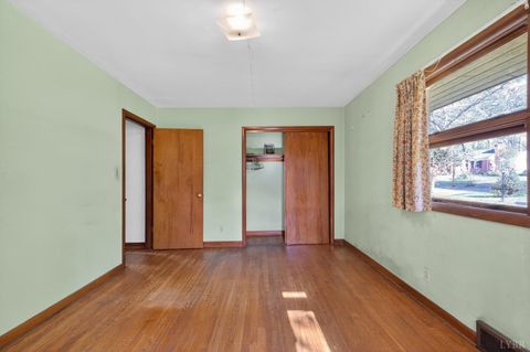 Tiny photo for 2134 Woodcrest Drive, Lynchburg, VA 24503 (MLS # 365839)