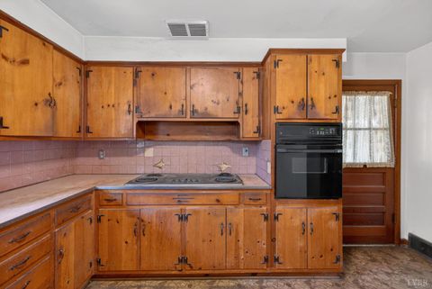 Tiny photo for 2134 Woodcrest Drive, Lynchburg, VA 24503 (MLS # 365839)