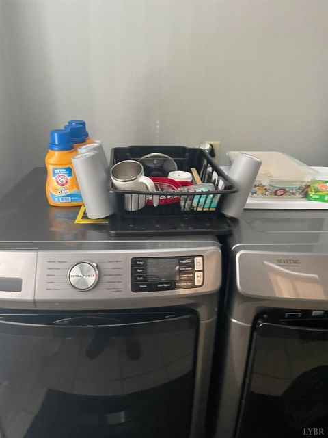 Tiny photo for 511 Blue Ridge Street, Lynchburg, VA 24501 (MLS # 365446)