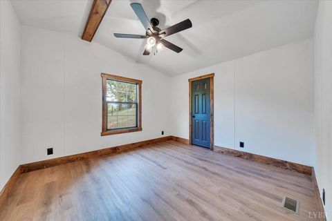 Tiny photo for 2781 Johnson School Road, Thaxton, VA 24174 (MLS # 366001)