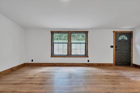 Tiny photo for 2781 Johnson School Road, Thaxton, VA 24174 (MLS # 366001)
