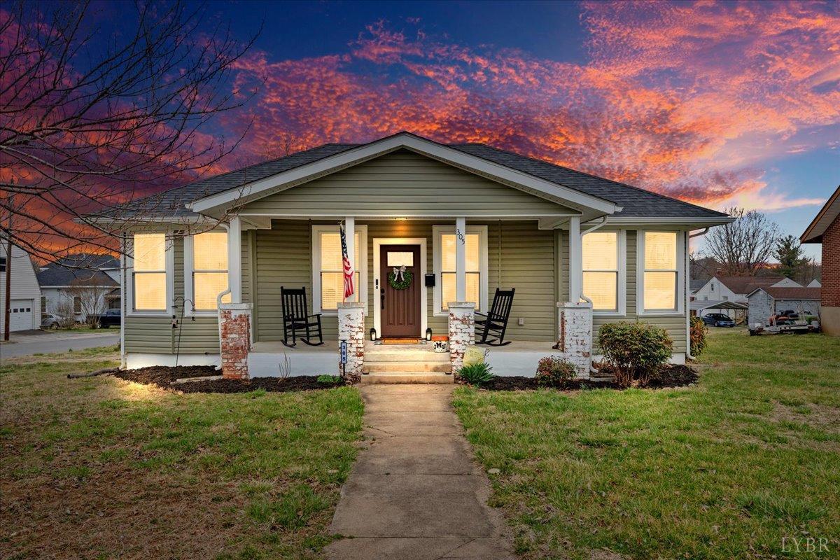 305 N Blair Street, Vinton, Virginia image 1