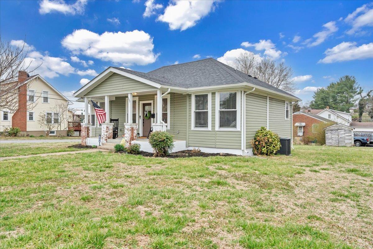305 N Blair Street, Vinton, Virginia image 36