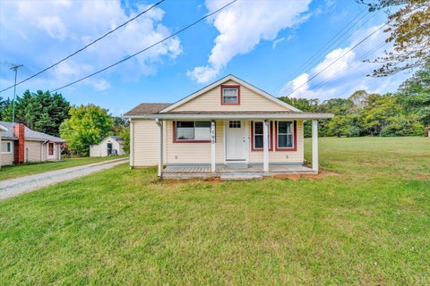 Photo of 105 Valentine Drive, Lynch Station, VA 24571 (MLS # 369832)