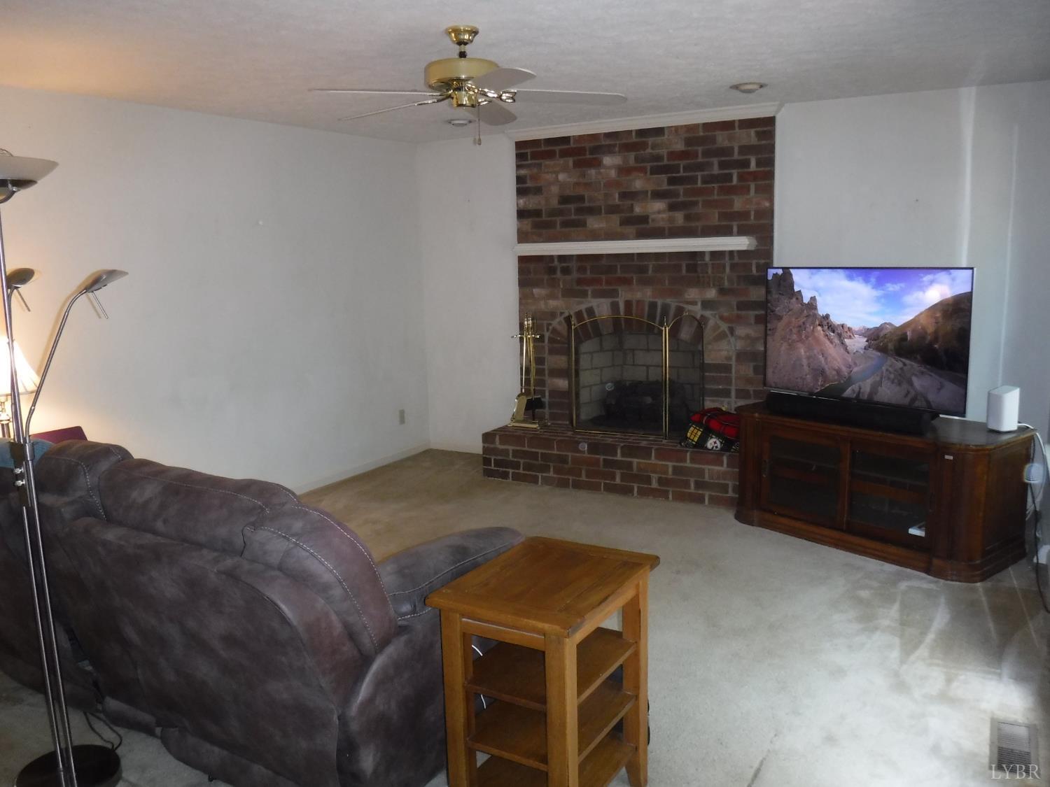 1184 Abbey Place Pl, Forest, Virginia image 17