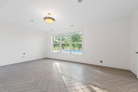 Tiny photo for 1039 Ashburn Drive, Forest, VA 24551 (MLS # 360893)