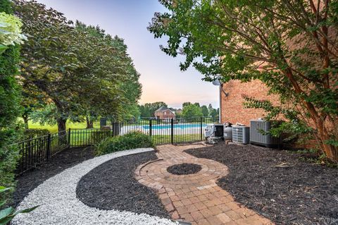 Tiny photo for 1039 Ashburn Drive, Forest, VA 24551 (MLS # 360893)