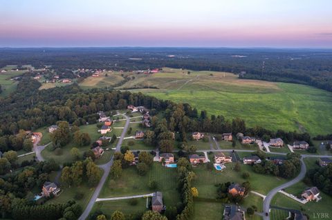 Tiny photo for 1039 Ashburn Drive, Forest, VA 24551 (MLS # 360893)