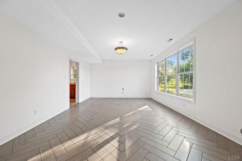 Tiny photo for 1039 Ashburn Drive, Forest, VA 24551 (MLS # 360893)