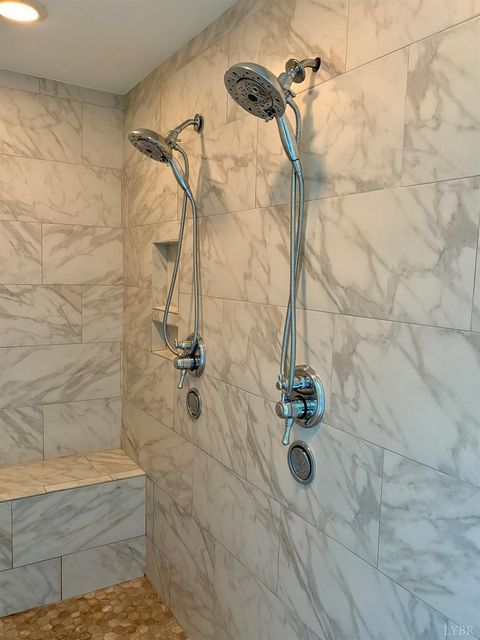 Tiny photo for 1039 Ashburn Drive, Forest, VA 24551 (MLS # 360893)