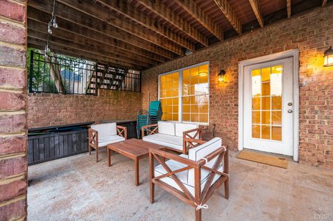 Tiny photo for 1039 Ashburn Drive, Forest, VA 24551 (MLS # 360893)