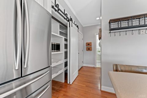 Tiny photo for 1039 Ashburn Drive, Forest, VA 24551 (MLS # 360893)