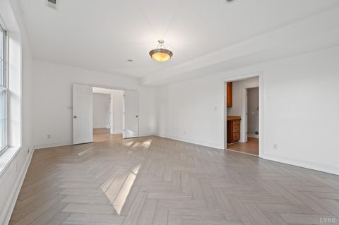 Tiny photo for 1039 Ashburn Drive, Forest, VA 24551 (MLS # 360893)